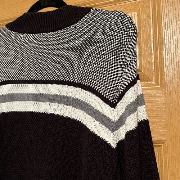 CJ Banks Black and White Zip Up Sweater - Picture 3 of 8